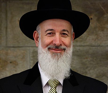 אחרי 9 ימים במעצר: הרב מצגר שוחרר בתנאים מגבילים