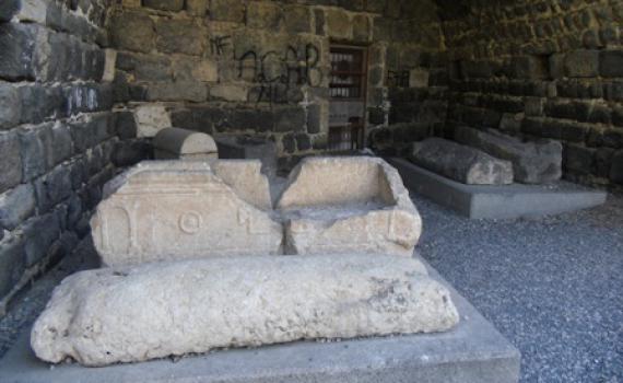 שו"ת: לכהנים אין בעיה לטייל במרכז העיר טבריה