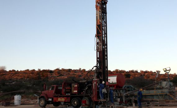 "קידוחי נפט של הרש"פ – שוד לאור היום"