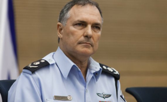 דנינו מבהיר: "לא מתקרבים לאינתיפאדה"