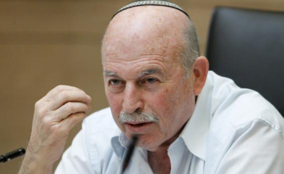 אזרחי ישראל לא צריכים לממן החוב הפלסטיני לחברת החשמל