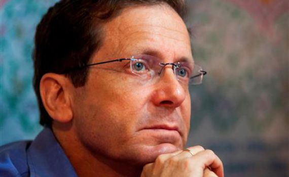 שוב עריפת ראשים בעבודה: שלי הודחה ובוז'י נבחר