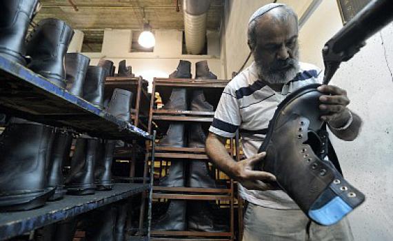 הח"כים איימו: אם מפעל בריל יסגר נעצור את הכספים לצה"ל