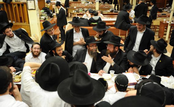 למה י"ט בכסלו כן ויום העצמאות לא?