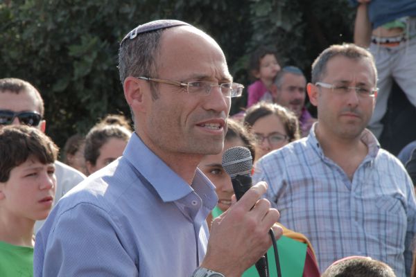 תושבי גוש-עציון מוחים: "לא נעצור עד שיוצב רמזור"