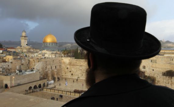 בין המאבק על הר הבית לפחד מרוב חרדי