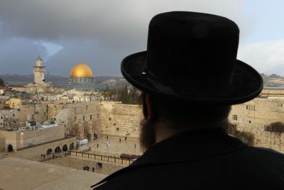 בין המאבק על הר הבית לפחד מרוב חרדי