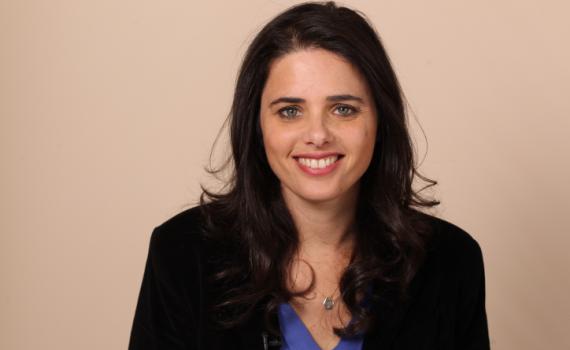 צפו: איילת שקד תומכת בריבונות פלסטינית על התנחלויות