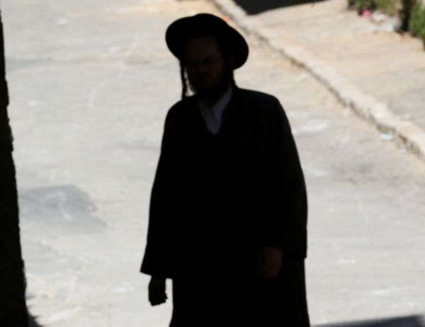 אח של מקובל ידוע נעצר בחשד לאלימות במשפחה