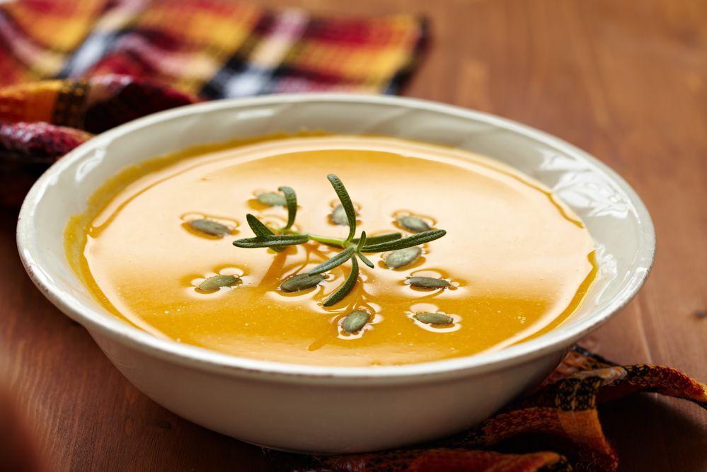 מתכון חורפי: מרק כתום עם כרישה