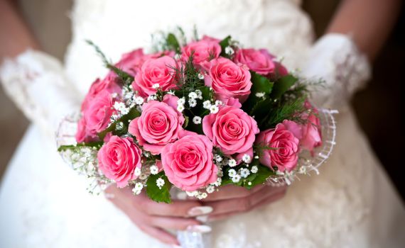 אחרי דיאטה, הבחורה המוזנחת התארסה