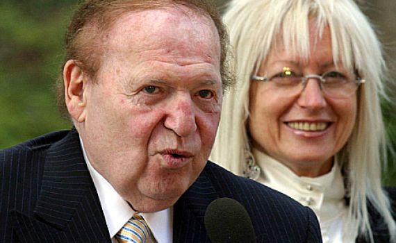 בראש רשימת המתעשרים הגדולים: אדלסון וצוקרברג