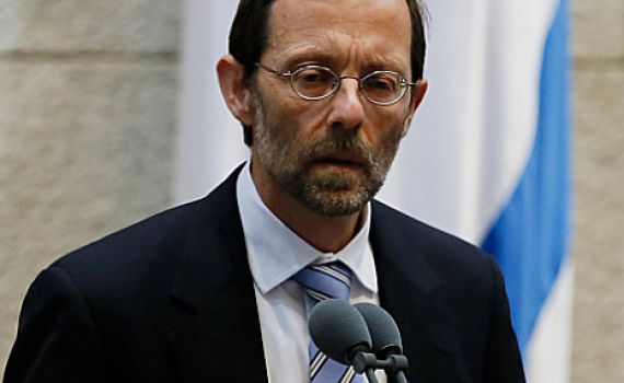 פייגלין מאשים: ישראל זרקה לכלבים את יונתן פולארד