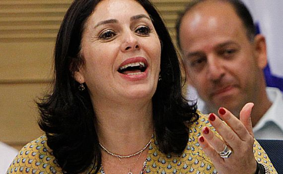 מירי רגב לועגת ללבני: "יש לה בקושי מנדט וחצי"