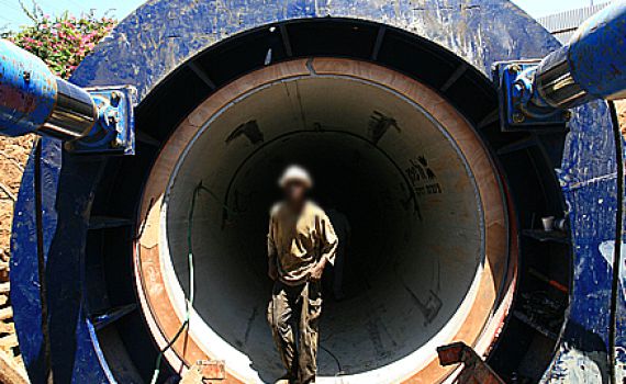 היסטוריה: צינור מים ישראלי-פלסטיני