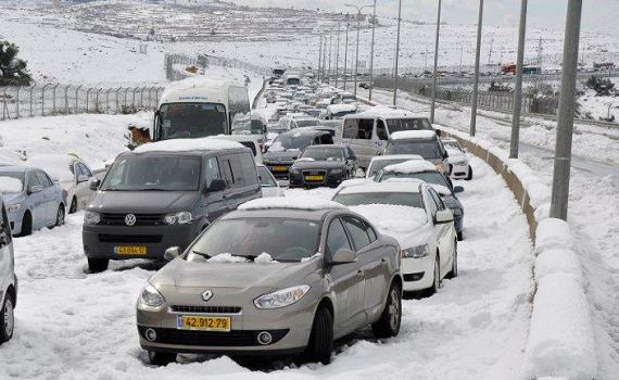 בירושלים נותרו 6,000 בתים ללא חשמל