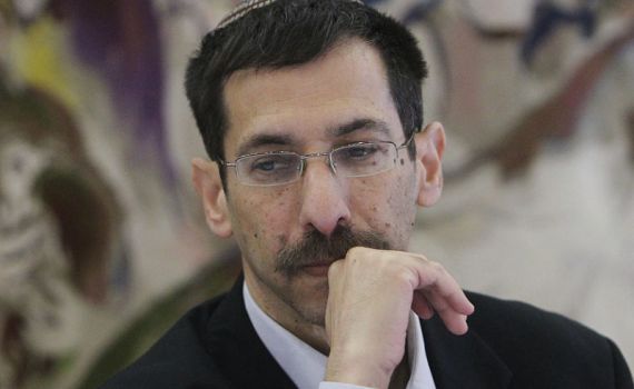 חרדים הפריעו לנאומו של אורי אורבך: "לך הביתה"