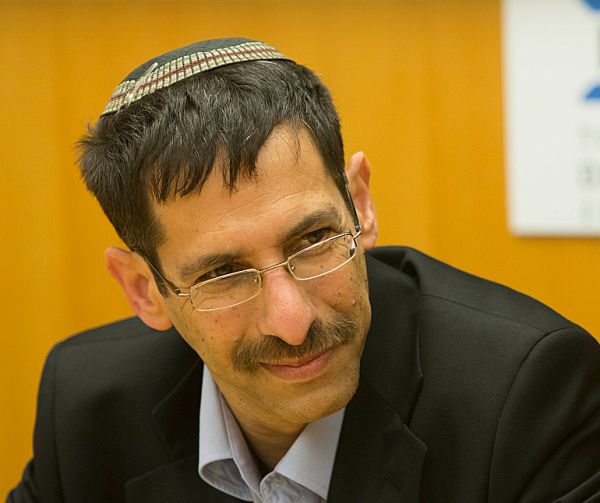 אורבך על ה"בוז" שספג: אנהג בחרדים בהגינות