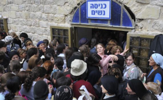 "רק המדינה תדע לנהל את קבר רשב"י במירון"