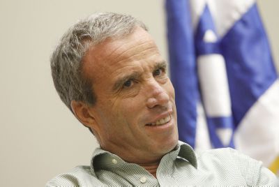 אלעזר שטרן חוזר בו מהביקורות נגד הרבצ"ר