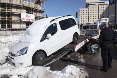 פסק הלכה: נתקעת בשלג? שלם את הוצאות הגרירה