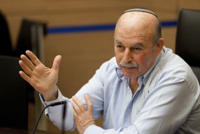 "מצנע – שגריר של הרשות הפלסטינית"