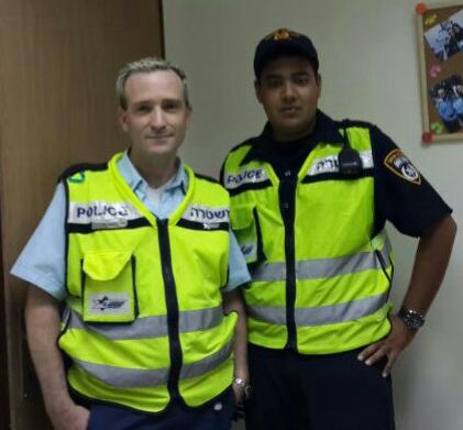 השוטר לנהגת: "כבי את האוטו וכנסי בי"