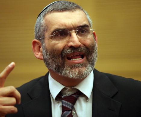 בן ארי: "אני בז לבנט ולשקד עד עמקי נשמתי"