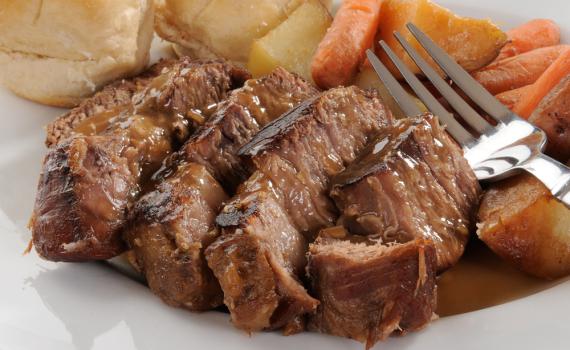 הילדים ימותו על זה: מתכון לצלי בקר חמוץ-מתוק