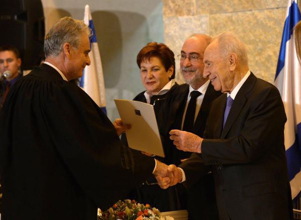 נשיא המדינה פרס השביע 25 שופטים חדשים