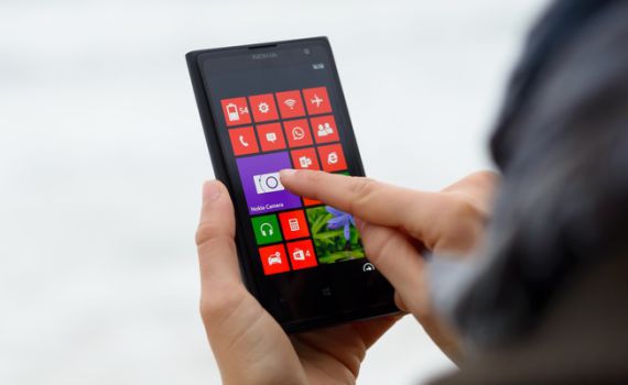 אנושית מאי פעם: העוזרת הקולית של וינדוס פון נחשפת