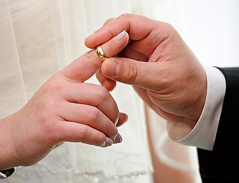 רשימת הדרישות של הרווקים: נאה, אמידה ומיוחסת