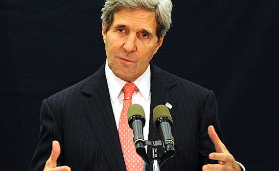 גורמים ישראלים: קרי מנסה ליצור חרם על ישראל