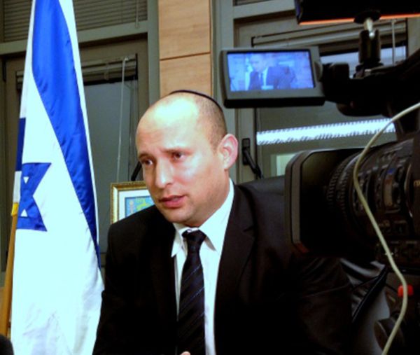 בנט בראיון נרחב: אין לי שום בעיה לשבת בממשלה עם חרדים