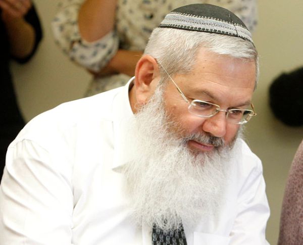 הצעת חוק: שר הדתות יוכל לפטר רבנים שלא מתפקדים