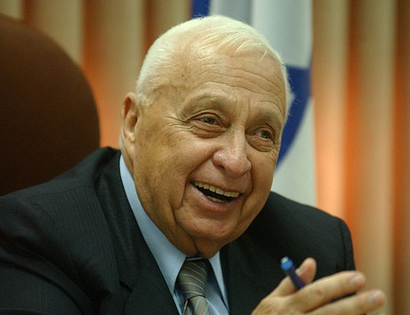 הפוליטיקאים מגיבים: עם ישראל איבד אדם יקר, מנהיג דגול ולוחם נועז