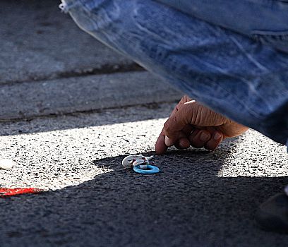 זוועה בבית-שמש: עובר מת הושלך למגרש חנייה