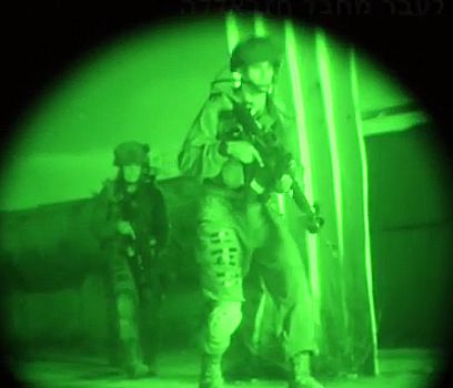 תיעוד וידאו נדיר: לוחמי צה"ל מתאמנים נגד חיזבאללה