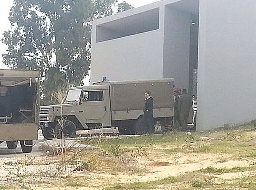 שמונה אלופי צה"ל ישאו את ארונו של אריאל שרון