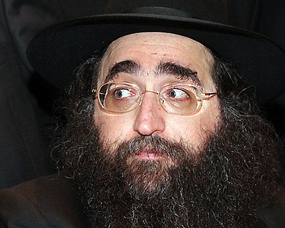 השר לביטחון פנים דורש: להעמיד לדין את הרב פינטו