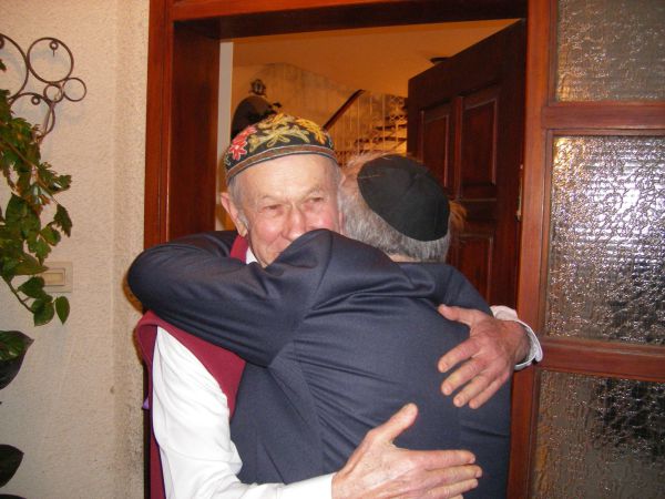 אחרי 70 שנה: בן הדוד שנרצח בשואה התגלה בזכרון יעקב