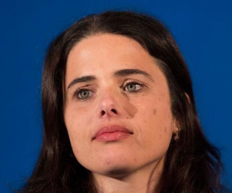 שקד מכחישה: לא סוכם על סנקציות פליליות נגד משתמטים חרדים