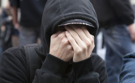 הכל על פחד קהל: למה זה קורה ואיך מתמודדים?