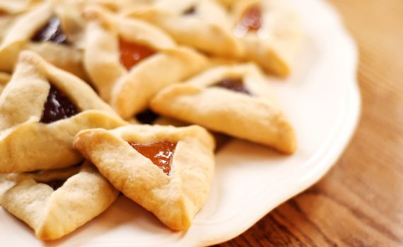 פורים מתקרב: מתכון לאוזני המן ביתיות במגוון מילויים