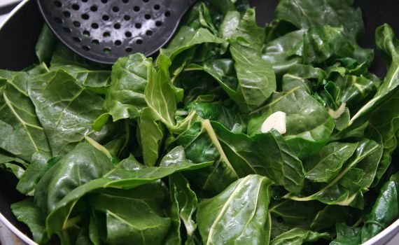 כזו עוד לא טעמתם: מתכון לשקשוקת מנגולד נהדרת