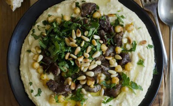 הכי אסלי שיש: מתכון לחומוס ביתי עם בשר