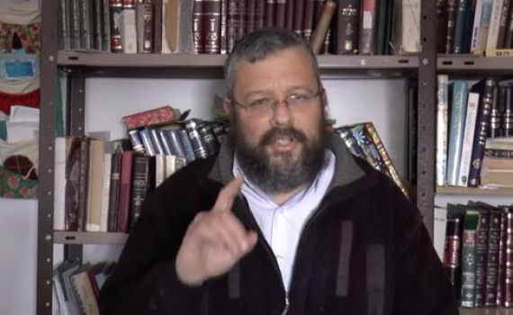 פרשת ויקהל: רצון חופשי או אוסף של דקדוקי הלכות?