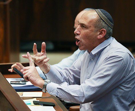 יוגב נגד השב"חים: הצעת החוק עברה בוועדת השרים