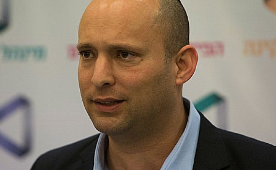 הבית היהודי: אביגדור ליברמן במצוקה, אין הבדל בינו לבין לבני