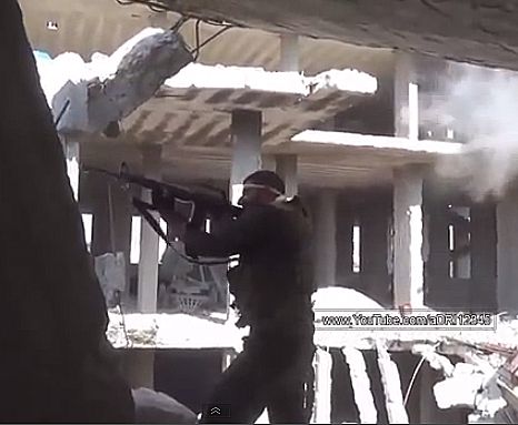 הצבא הסורי מפציץ את אזרחיו: "גופות מוטלות ברחובות"